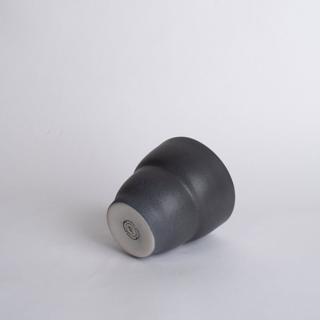 Stacking cup in Charcoal