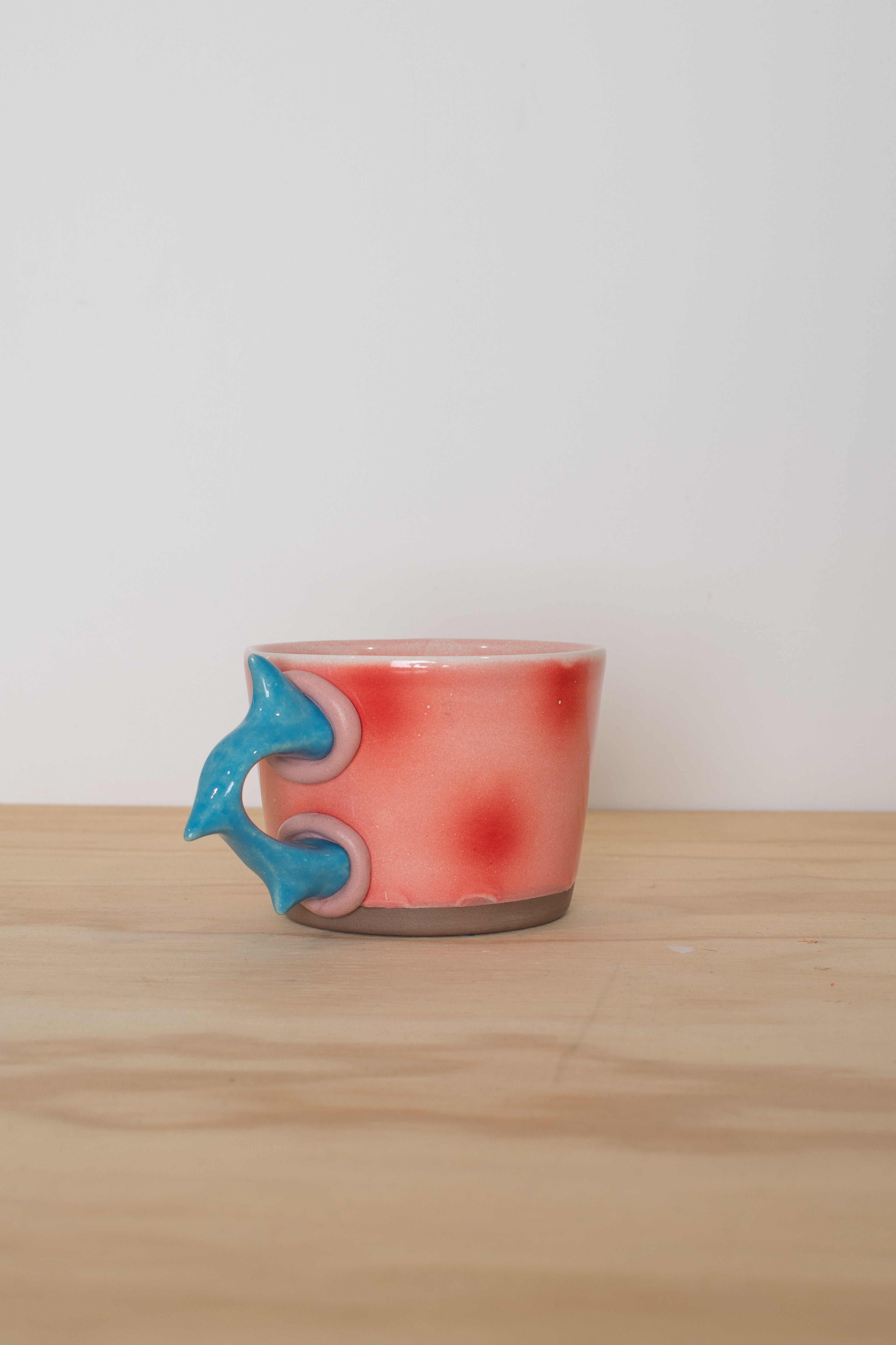 Wide Mug in Red Spots
