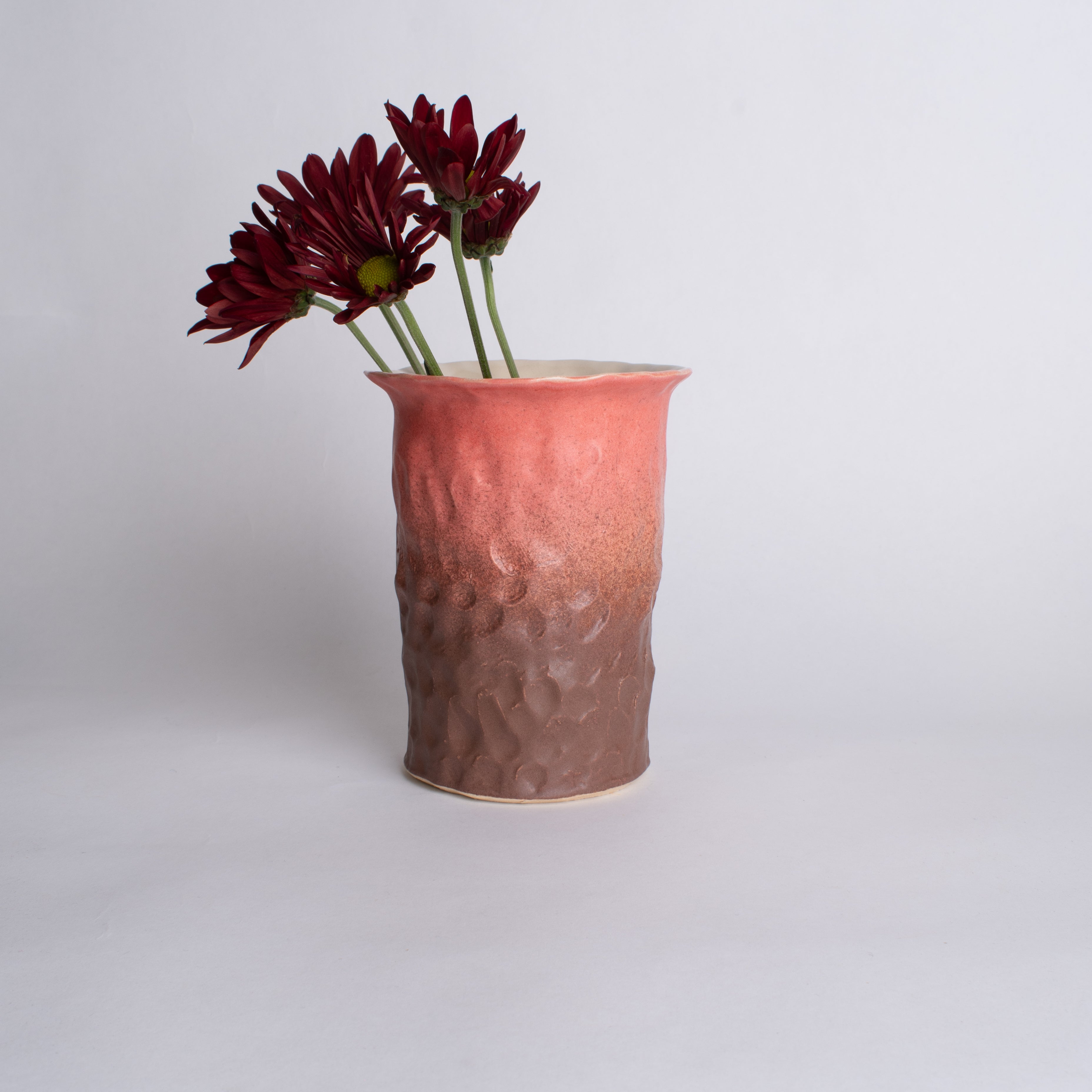 Pinch Vessel in Chocolate Strawberry