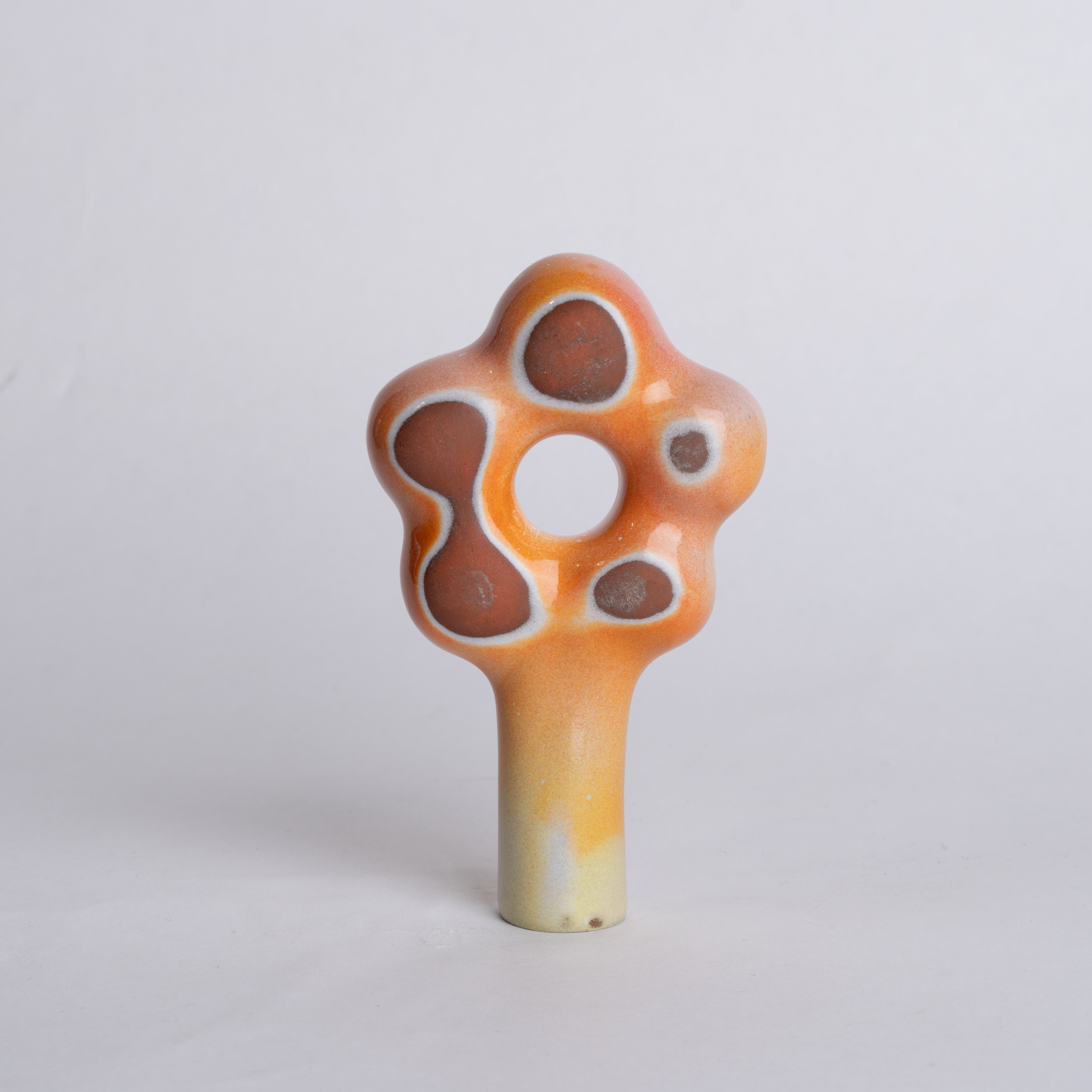 Small Flame Daisy Terracotta