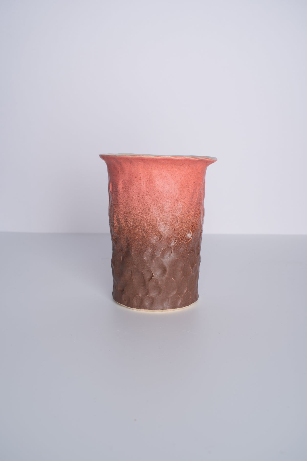 Sample Pinch Vessel in Chocolate Strawberry