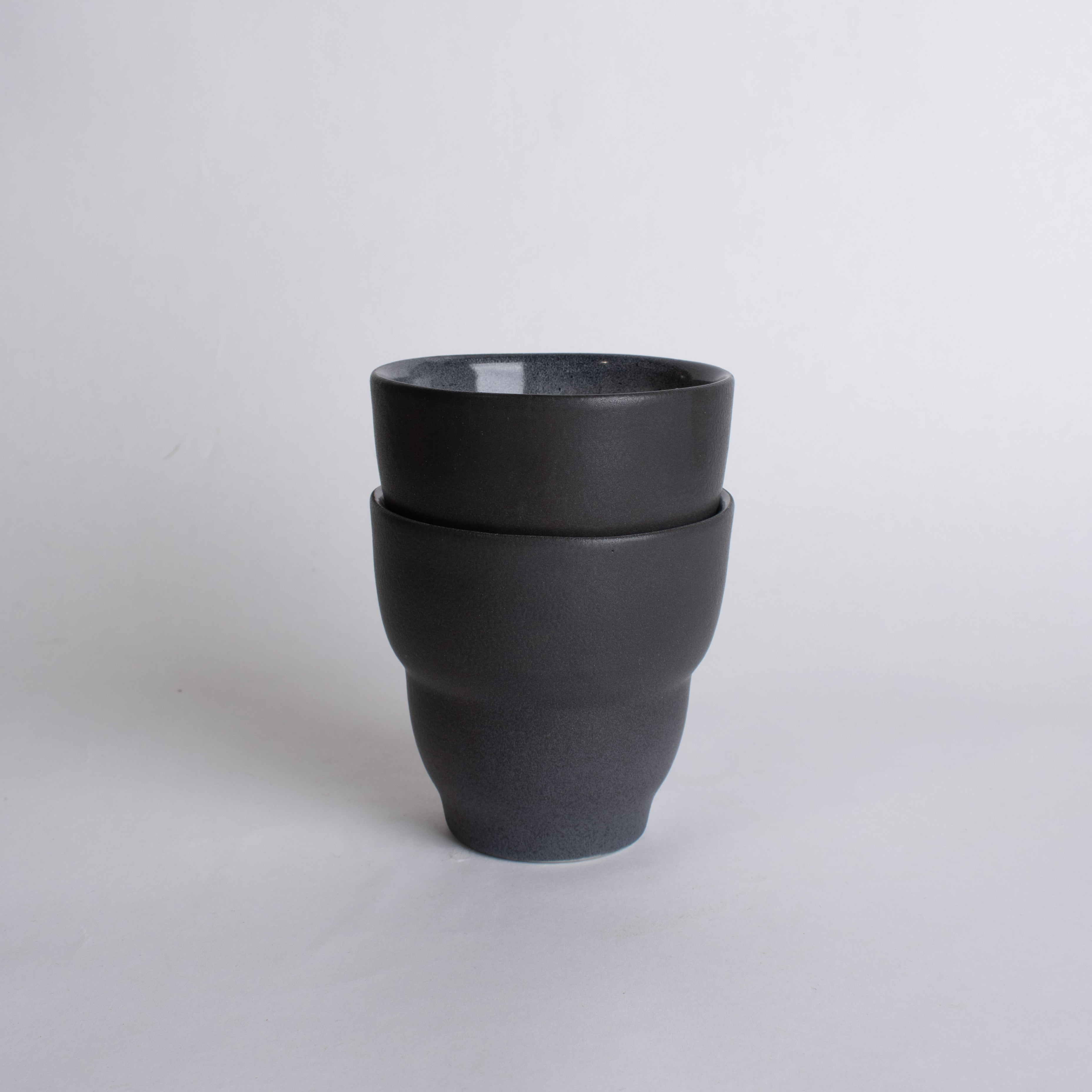 Stacking cup in Charcoal